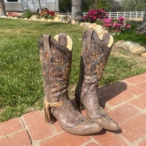 Beautiful women’s western boots.  Excellent condition